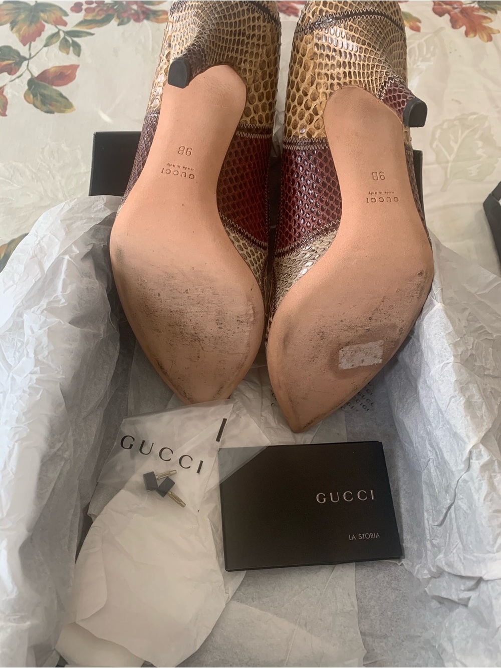 Gucci Multicolor Snakeskin Pointed-Toe Pumps in Brown, Tan & Burgundy 3.5 inch - Picture 3 of 4